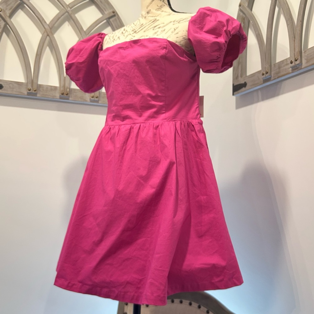 NWT SHOWPO. Mini Dress Puff Sleeves Square Neck Lace Up Back Sz 10